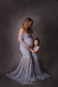 mother daughter matching maternity outfits